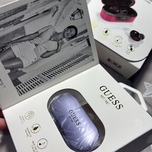 Guess Lavender Wireless Earbuds
